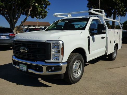 New 2026 Ford F250 XL w/ XL Chrome Package image 26