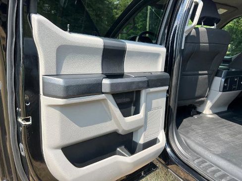 Used 2017 Ford F150 XL w/ Equipment Group 101A Mid image 25