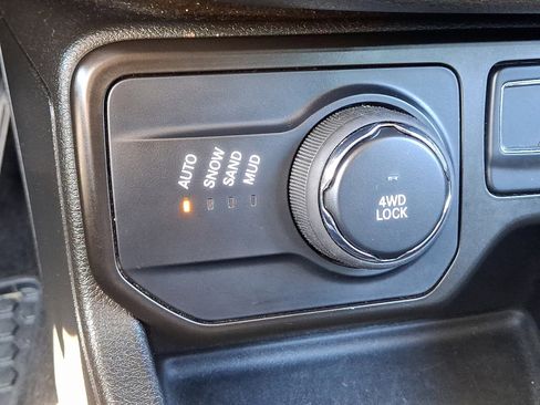 Certified 2023 Jeep Renegade Latitude image 21