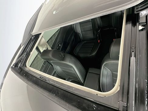 Used 2023 GMC Acadia Denali w/ Denali Ultimate Package FWD image 21
