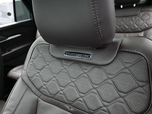 New 2026 Ford Explorer Platinum w/ LUX Leather Package AWD/4WD image 23