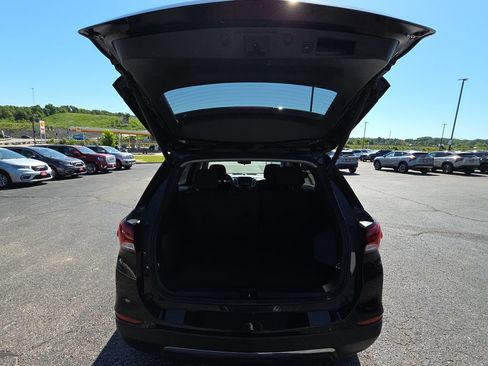 Used 2024 Chevrolet Equinox LT FWD image 31