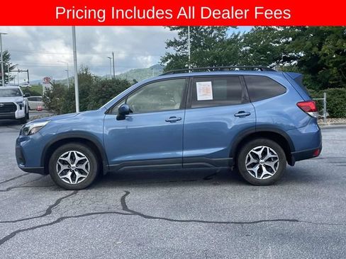 Used 2021 Subaru Forester Premium AWD/4WD image 2