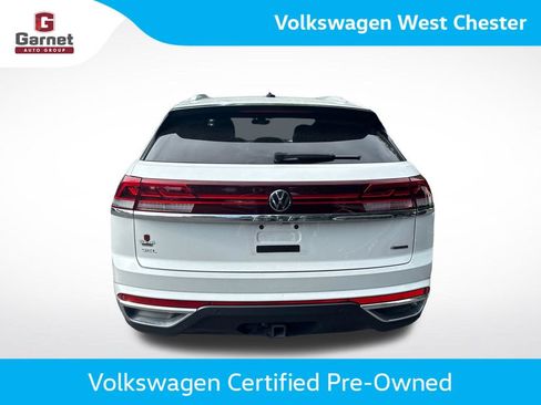 Used 2024 Volkswagen Atlas Cross Sport SEL AWD/4WD image 4