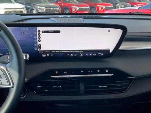 Certified 2025 Buick Enclave Preferred image 8