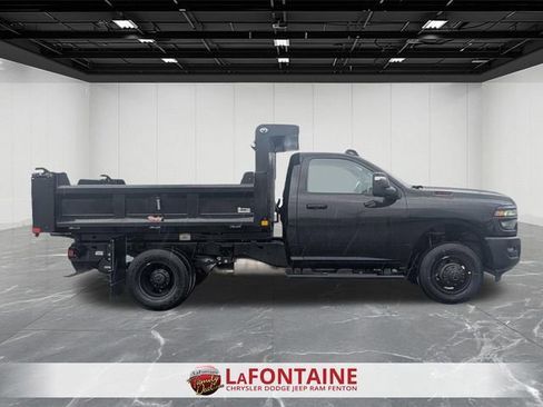 New 2026 RAM 3500 Tradesman image 9