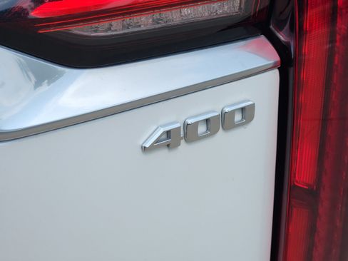 Used 2021 Cadillac XT6 Premium Luxury FWD image 44