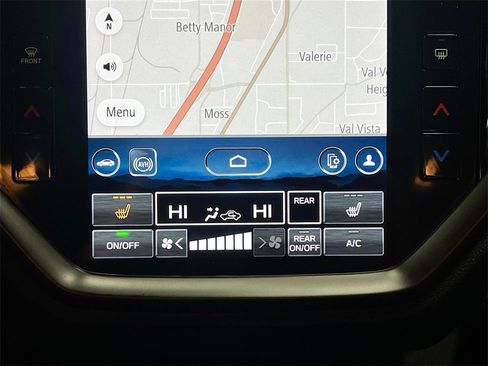 Used 2024 Subaru Ascent Onyx Edition Limited image 16