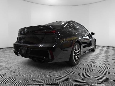 Used 2025 BMW 760i xDrive image 5