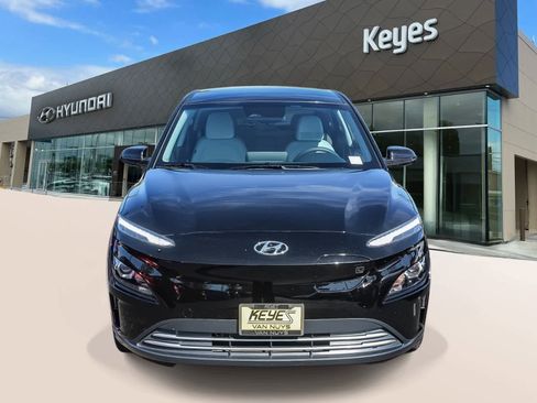 Certified 2023 Hyundai Kona SE w/ Cargo Package image 2