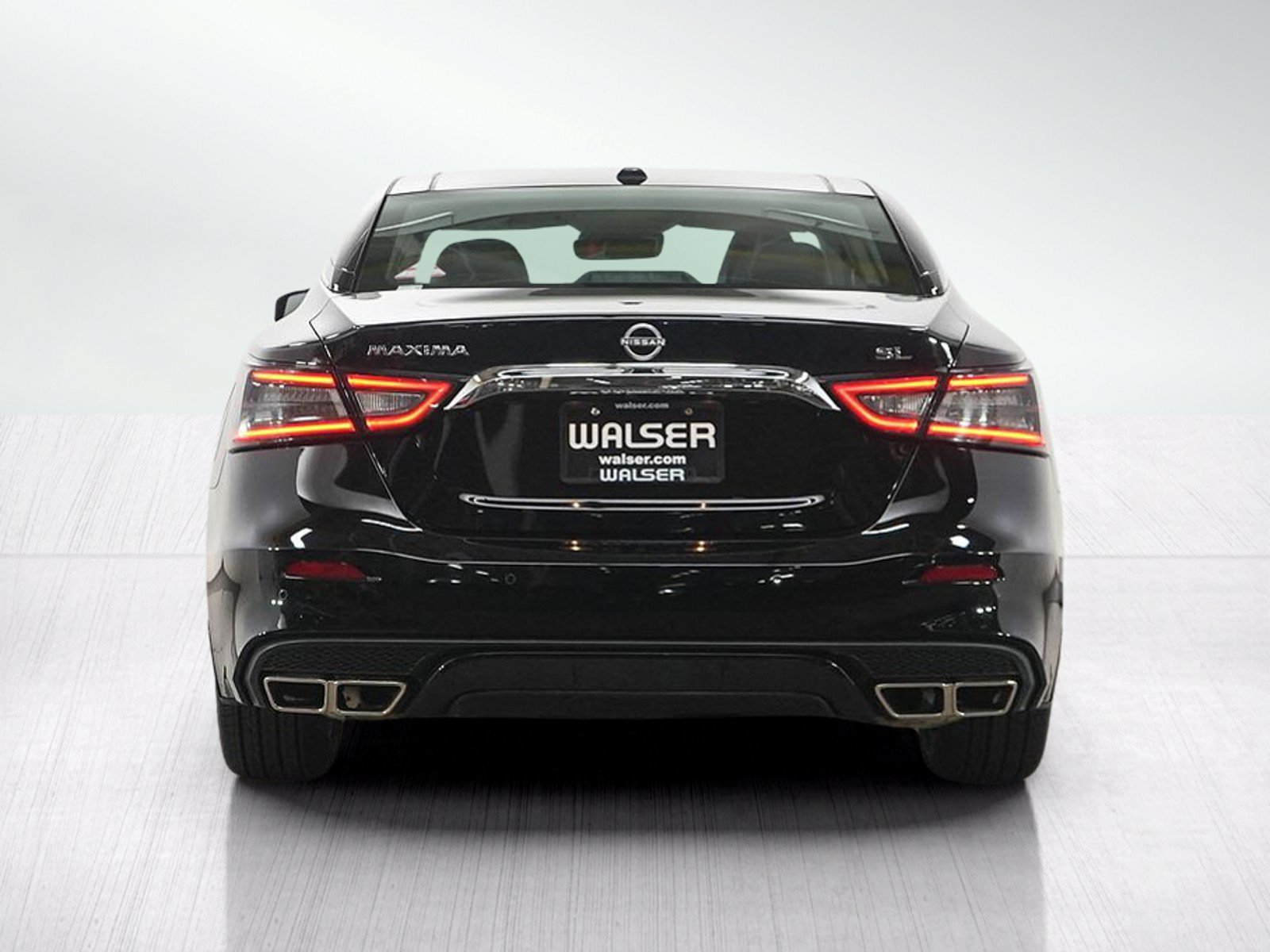 Used 2023 Nissan Maxima SL FWD image 4
