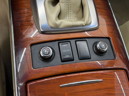 Used 2011 INFINITI FX35 AWD w/ Premium Pkg image 20