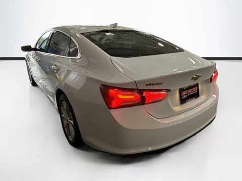 Used 2021 Chevrolet Malibu LT FWD image 8