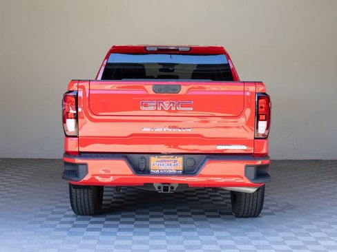Used 2025 GMC Sierra 1500 Elevation image 12
