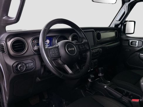Used 2022 Jeep Wrangler Unlimited Sport AWD/4WD image 10