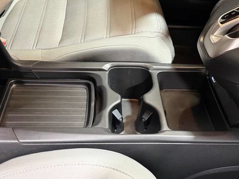 Used 2020 Honda CR-V LX image 17