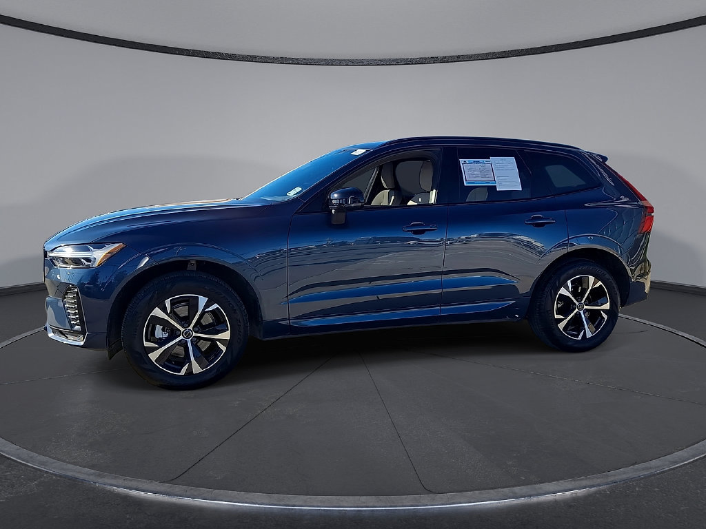 Certified 2026 Volvo XC60 B5 Core AWD/4WD image 2