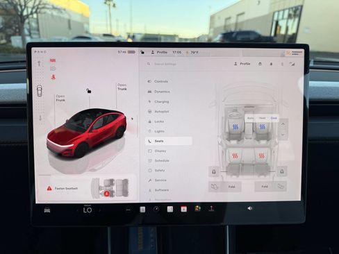 Used 2026 Tesla Model Y Long Range image 13