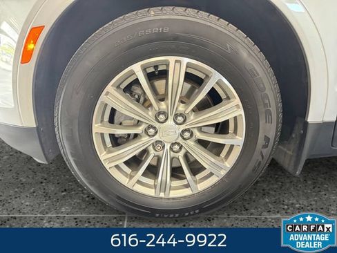 Used 2018 Cadillac XT5 Luxury w/ Driver Awareness Package AWD/4WD image 24