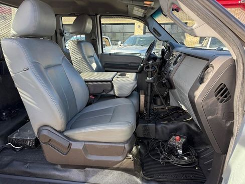 Used 2012 Ford F550 SuperCab DRW 4WD w/ Payload Upgrade Pkg image 14