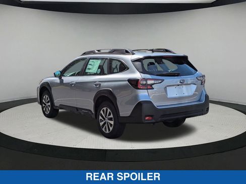 Certified 2025 Subaru Outback image 6