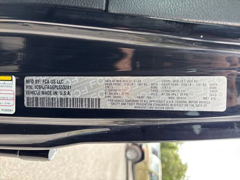 Used 2023 Jeep Gladiator Sport AWD/4WD image 30