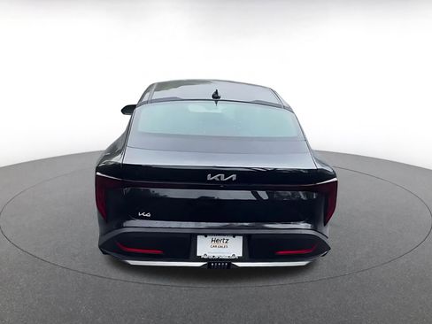 Used 2025 Kia K4 LXS image 12
