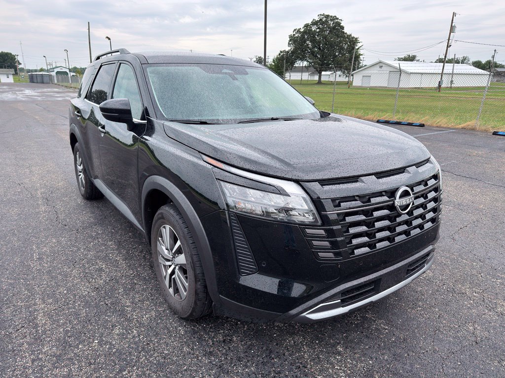 Used 2026 Nissan Pathfinder SL AWD/4WD image 11