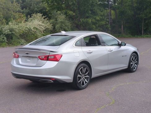 Used 2021 Chevrolet Malibu RS FWD image 4