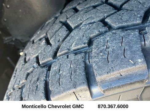 Used 2019 Toyota Tundra SR5 image 9