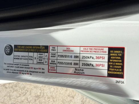 Used 2018 Nissan Leaf S w/ S Charge Package FWD image 40
