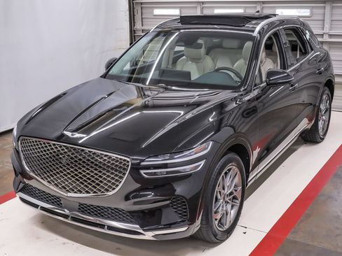 Certified 2024 Genesis GV70 2.5T w/ Advanced Package AWD/4WD image 1