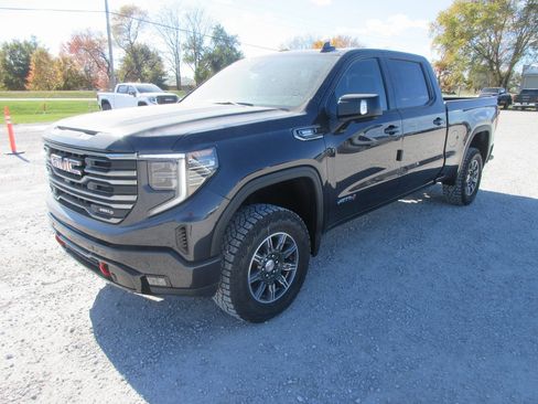 New 2026 GMC Sierra 1500 AT4 w/ AT4 Premium Package image 11