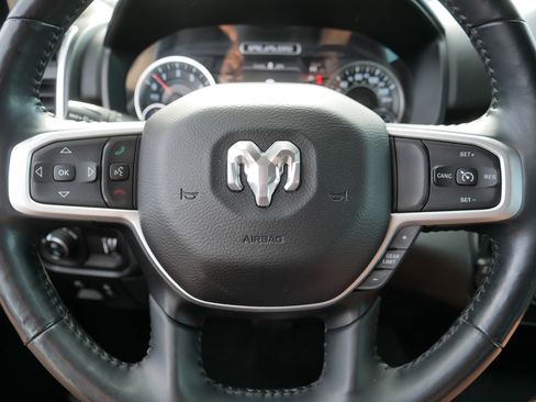 Used 2020 RAM 1500 Big Horn AWD/4WD image 25