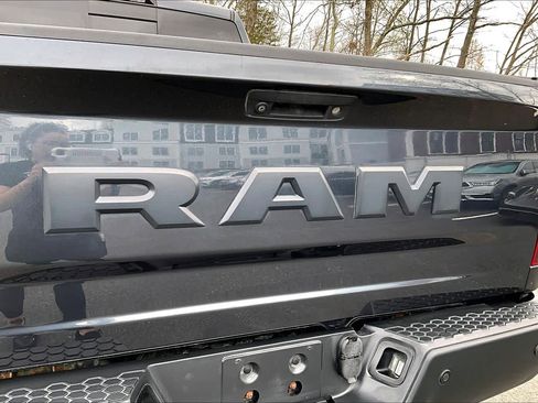 Used 2018 RAM 2500 Power Wagon w/ Leather & Luxury Group AWD/4WD image 33