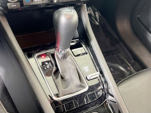 Used 2022 Jeep Compass Altitude w/ Convenience Group image 16