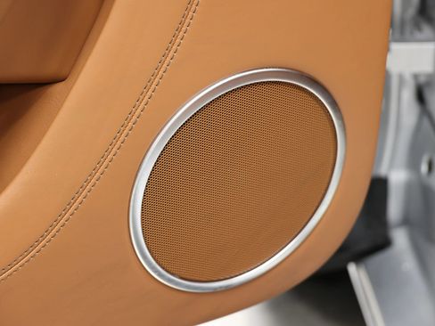 Used 2016 Bentley Continental GT image 12