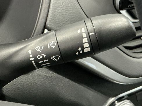 Used 2025 Nissan Altima 2.5 S image 13