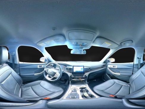 Used 2023 Ford Explorer Limited image 32