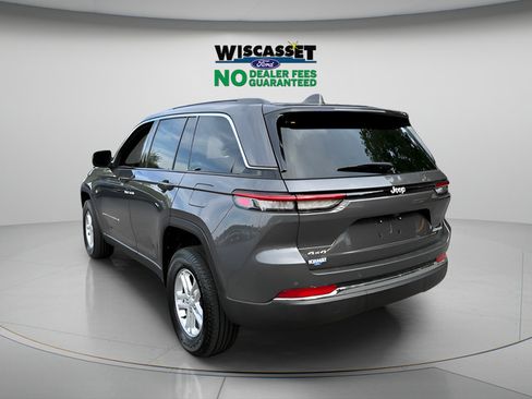Used 2025 Jeep Grand Cherokee Laredo w/ Luxury Tech Group I AWD/4WD image 25