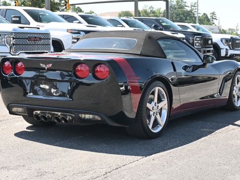 Used 2006 Chevrolet Corvette Convertible w/ Preferred Equipment Group RWD image 10