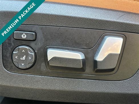 Used 2024 BMW X5 sDrive40i w/ Parking Assistance Package image 21