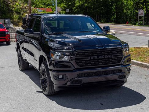 Used 2023 RAM 1500 Big Horn AWD/4WD image 3