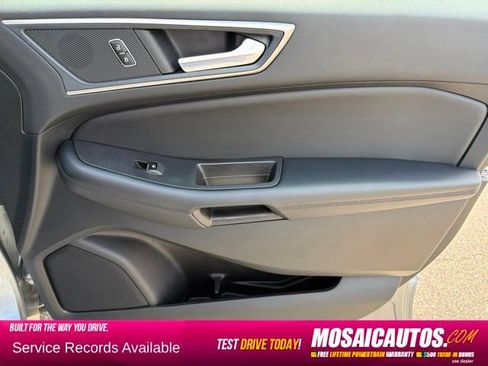 Used 2024 Ford Edge SEL w/ Convenience Package AWD/4WD image 9