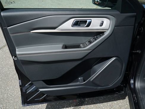 New 2026 Ford Explorer Active AWD/4WD image 26