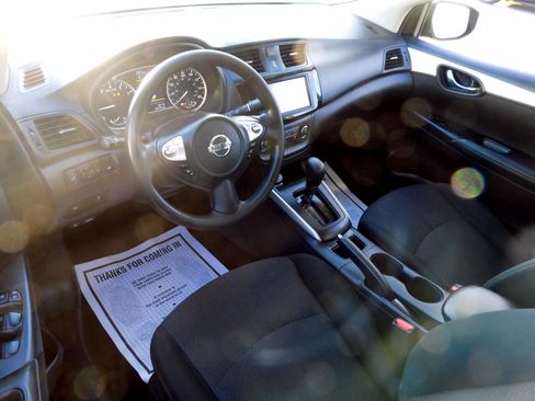 Used 2019 Nissan Sentra S image 21
