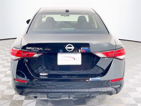New 2025 Nissan Sentra SV image 6