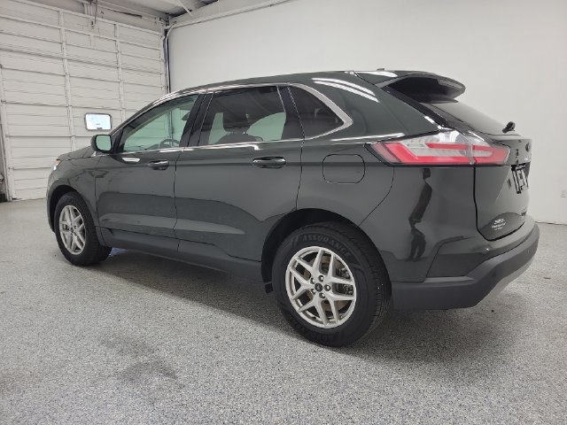 Used 2024 Ford Edge SEL AWD/4WD image 4