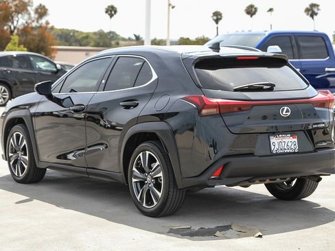 Used 2024 Lexus UX 250h FWD image 5