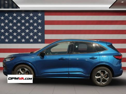 Used 2023 Ford Escape ST-Line w/ Equipment Group 301A FWD image 5